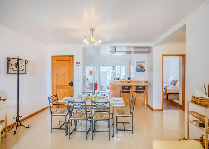 Guestready - Azorean Retreat With Marina View Apartament Vila Franca do Campo