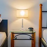 Guestready - Azorean Retreat With Marina View 아파트