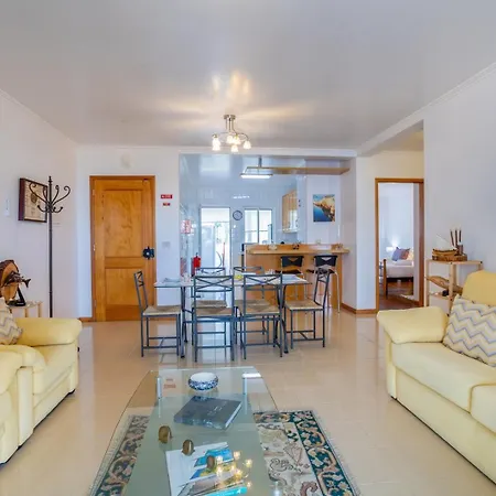 公寓 Guestready - Azorean Retreat With Marina View 维拉弗兰卡杜坎普
