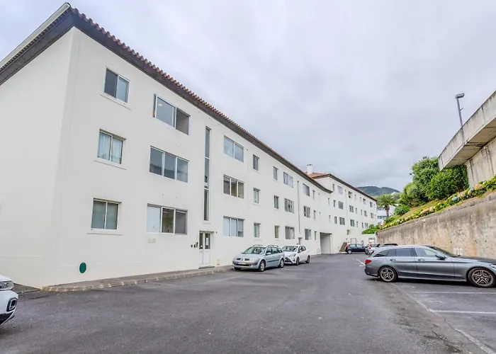 Guestready - Azorean Retreat With Marina View *